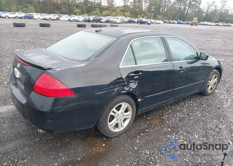 2007 Honda Accord 2.4 Ex from USA, damaged, VIN 1HGCM56857A155600